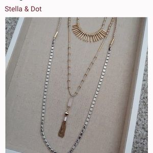 Stella & Dot Riad Necklace